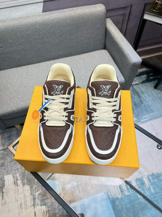 Picture of Louis Vuitton Shoes _SKULVsz35-4039-46hnh040816271